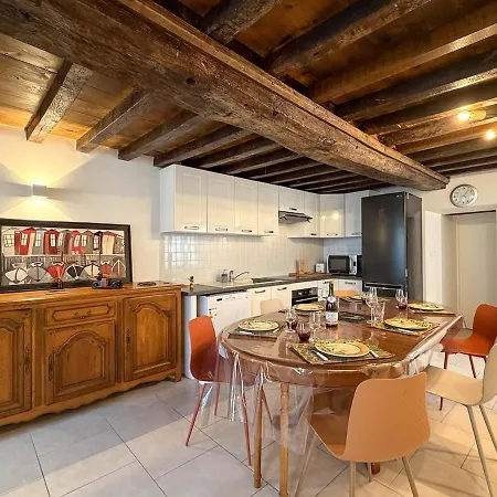 Maison - La Pierre De - A 4 Min De La Gare Tatil Evi