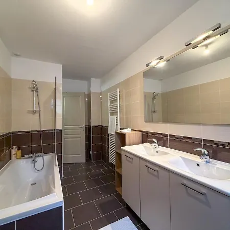 بيت للعطل Maison - La Pierre De - A 4 Min De La Gare