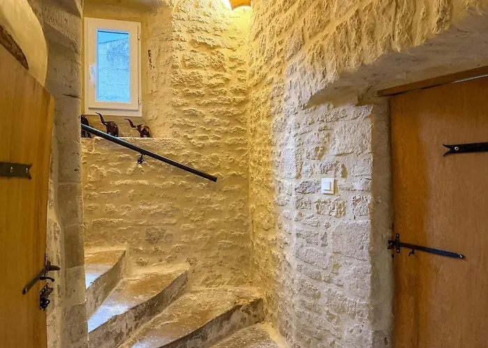 Maison - La Pierre De - A 4 Min De La Gare *