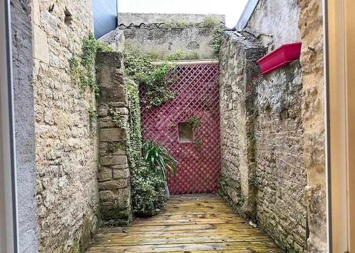 Maison - La Pierre De - A 4 Min De La Gare